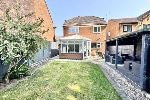 3 bedroom detached house for sale, Robin Road, Coalville LE67