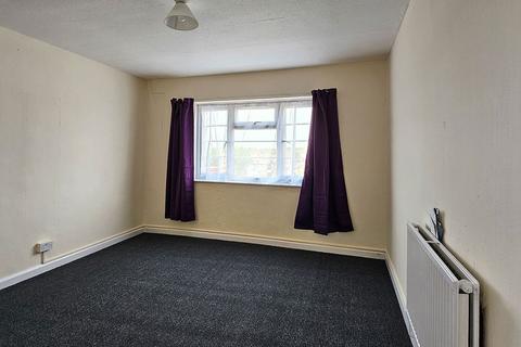 2 bedroom flat for sale, High Street South, London E6