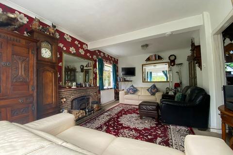 3 bedroom detached house for sale, Milner Road, Caterham CR3