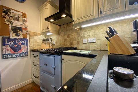 3 bedroom detached house for sale, Milner Road, Caterham CR3