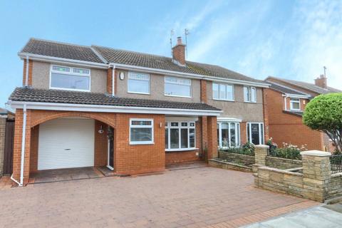 4 bedroom semi-detached house for sale, Kensington Avenue, Normanby