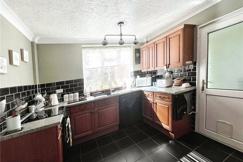 3 bedroom semi-detached house for sale, St Josephs Close, East Cowes, Isle of Wight