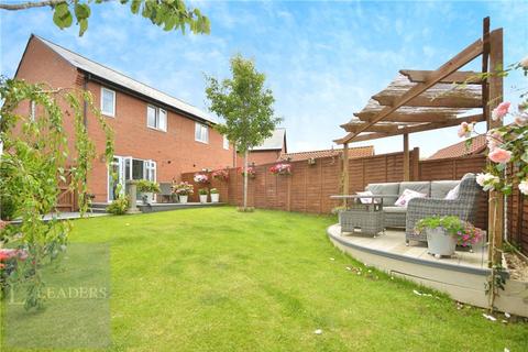 3 bedroom semi-detached house for sale, Broyd Avenue, Halstead, Essex