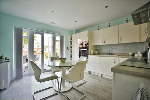 3 Broyd Avenue, Halstead, CO9 1FS
