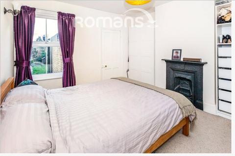 65 Elm Road, Windsor, SL4 3NB