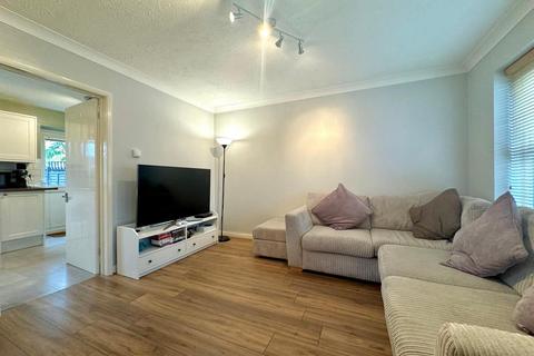 2 bedroom end of terrace house for sale, Raybrook Park, Rodbourne, Swindon SN2