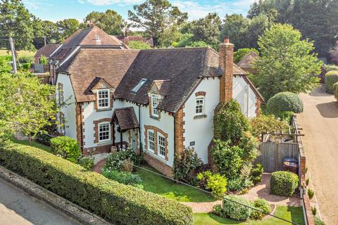 4 bedroom detached house for sale, Hurst Lane, Owslebury, Winchester, Hampshire