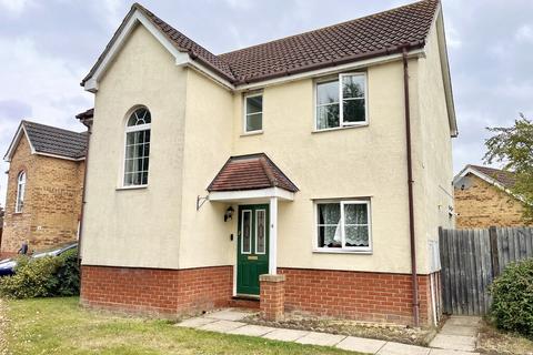 4 bedroom detached house to rent, Moors Croft, Braintree CM7