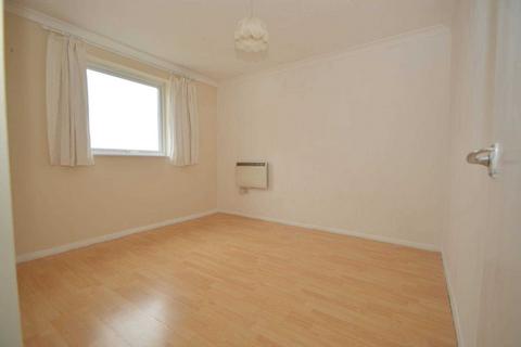 2 bedroom apartment to rent, ADDLESTONE