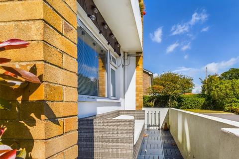 2 bedroom apartment for sale, Waterford Road, Highcliffe, Christchurch, Dorset, BH23