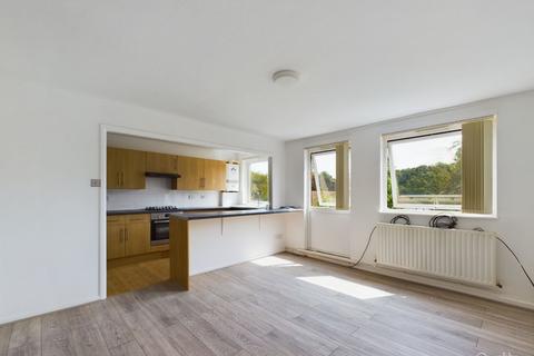 1 bedroom flat for sale, Woodpecker Mount, Pixton Way, Croydon