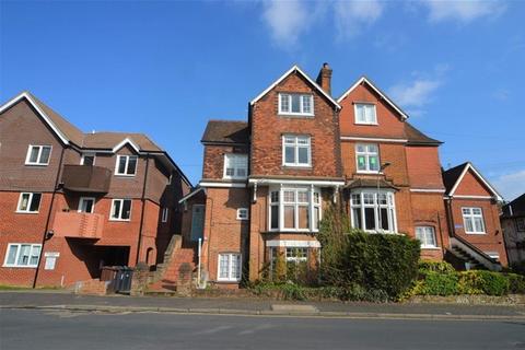 3 bedroom flat to rent, Lemsford Road, St Albans, Hertfordshire