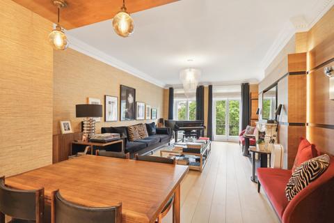 2 bedroom flat for sale, Ashley Gardens, Thirleby Road, London, SW1P