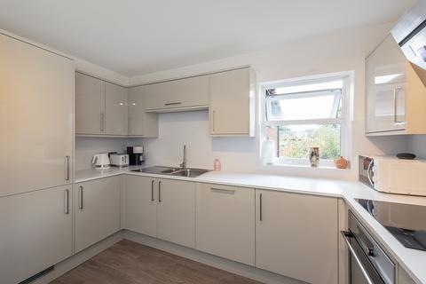 21 Lime Tree Place, St Albans, AL1 3BD