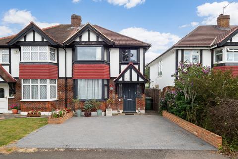 3 bedroom semi-detached house for sale, The Causeway, Carshalton SM5