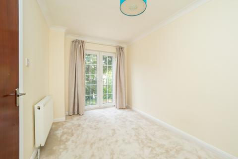 4 bedroom terraced house to rent, Langley Park Road, Sutton SM2