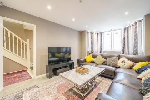 3 bedroom detached house for sale, Meopham Road, Mitcham CR4