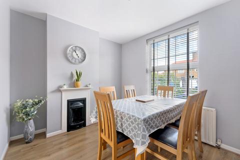 3 bedroom end of terrace house for sale, Leominster Walk, Morden SM4