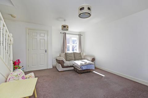 3 bedroom terraced house to rent, Wesley Court, Durham DH7