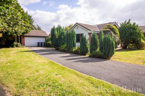 3 bedroom bungalow for sale, Mossvale, Cheshire CH66