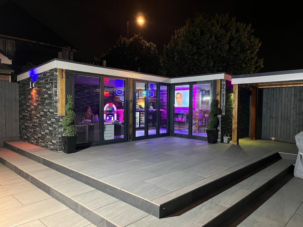 Twilight Bar