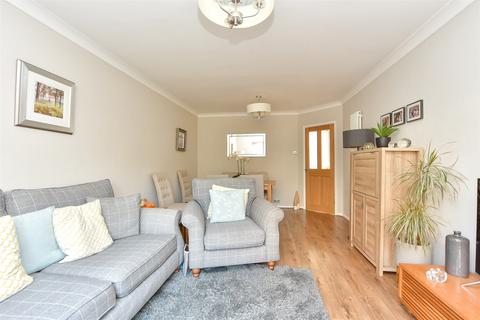 2 bedroom semi-detached bungalow for sale, Hopgarden Road, Tonbridge, Kent