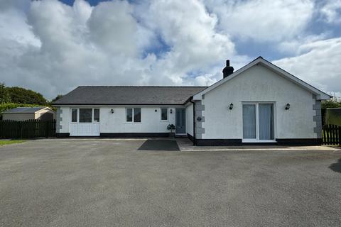 3 bedroom detached bungalow for sale, Parc Yr Efail, Cross Inn, New Quay, SA44