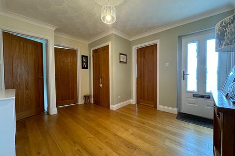 2 Parc Yr Efail, Cross Inn, Llandysul, SA44 6LJ