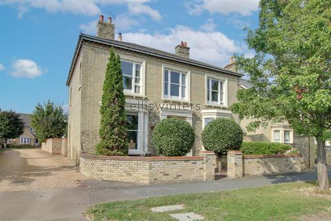 4 bedroom detached house for sale, High Street, Warboys, Huntingdon