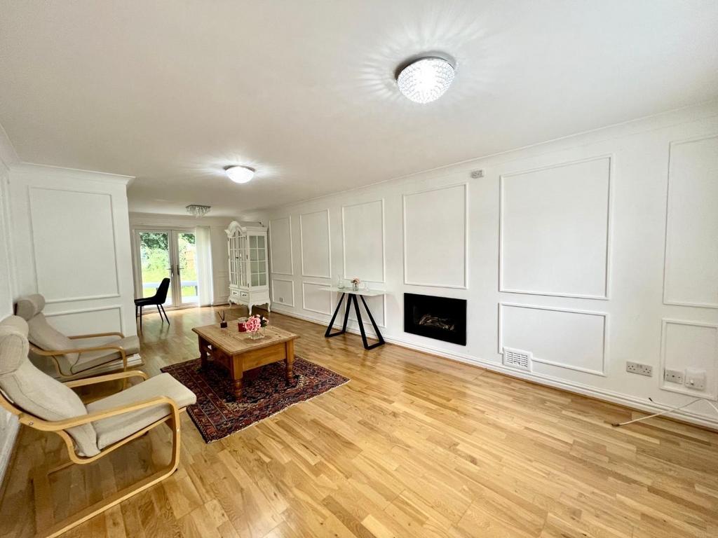 Lounge Area