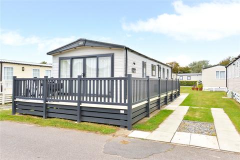 3 bedroom park home for sale, Shorefield, Shorefield Country Park, Downton, Hampshire, SO41