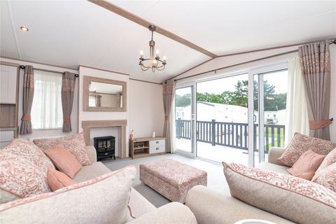 3 bedroom park home for sale, Shorefield, Shorefield Country Park, Downton, Hampshire, SO41