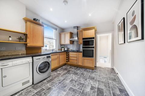 2 bedroom flat for sale, Astonville Street, Southfields