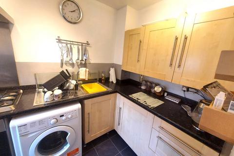 2 bedroom terraced house to rent, Hathaway Gardens, Waterlooville PO7