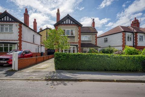 3 Abbots Grange, Chester, CH2 1AJ