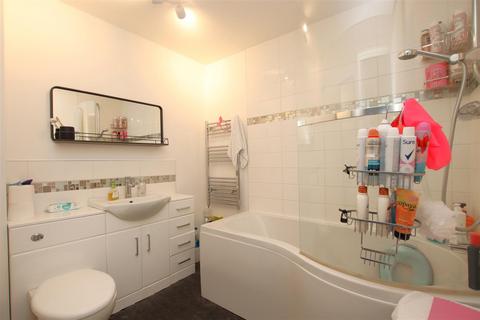 49 Cooper Close, Greenhithe, DA9 9PP