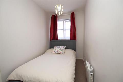 49 Cooper Close, Greenhithe, DA9 9PP