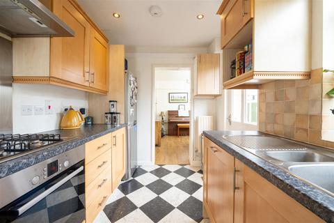 3 bedroom end of terrace house for sale, Whitehill Road, Hitchin