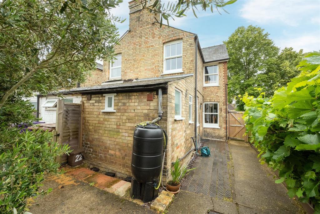22 Whitehill Road, Hitchin-15.jpg
