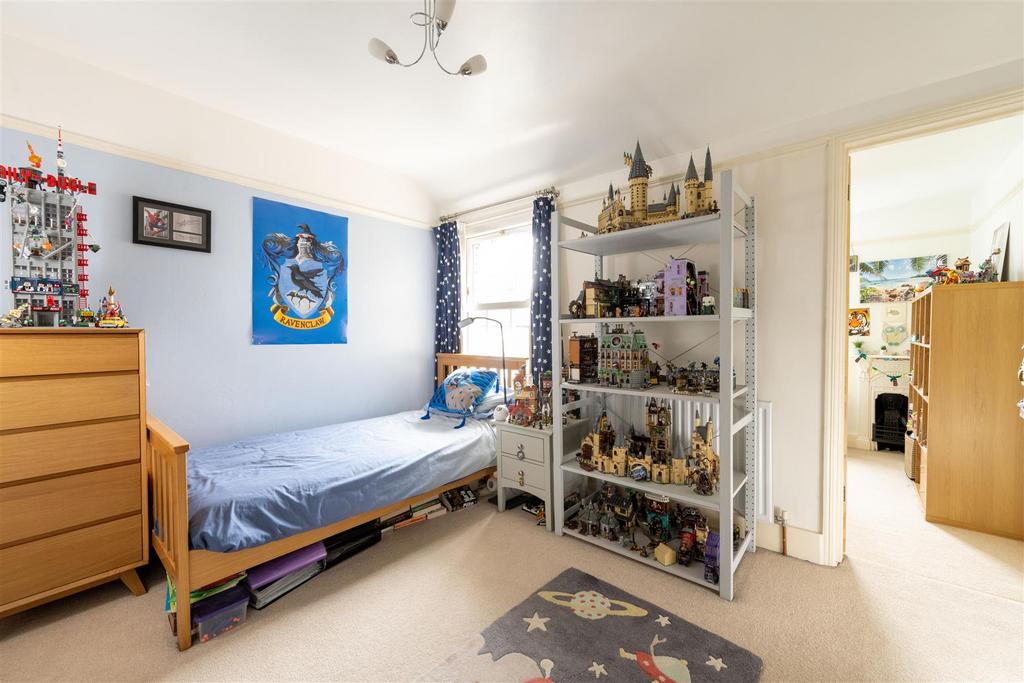 22 Whitehill Road, Hitchin-11.jpg