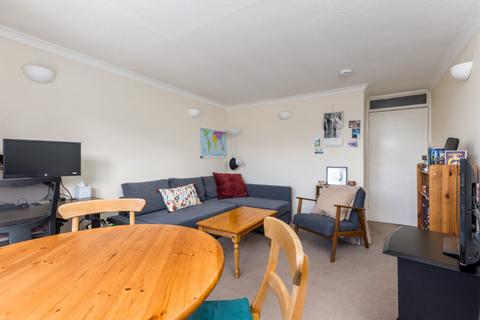 39k St. Bernards Crescent, Edinburgh, EH4 1NR