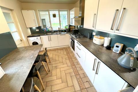 3 bedroom semi-detached house for sale, New Road, Wednesfield, Wolverhampton, WV10