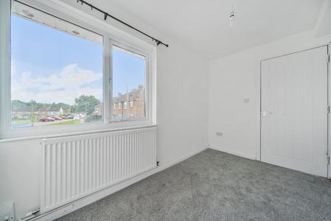 2 bedroom flat for sale, Winterslow Drive, Havant PO9