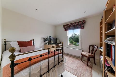 181 Queens Road, London, SW19 8NX