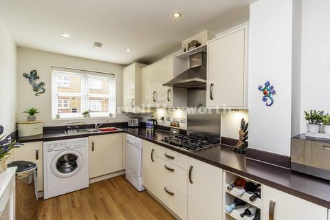 2 Brambling Drive, Heysham, Morecambe, LA3 2LH