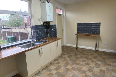 3 bedroom terraced house to rent, Clarkson Street, Ravensthorpe, Dewsbury, WF13