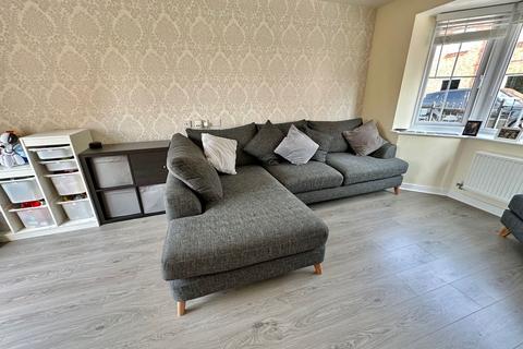 8 Ferridays Fields, Woodside, Telford, TF7 5GJ