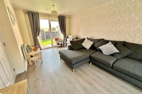 8 Ferridays Fields, Woodside, Telford, TF7 5GJ