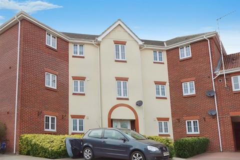 2 bedroom apartment to rent, Woodland Walk, Aldershot