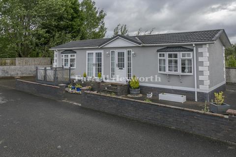 2 bedroom bungalow for sale, Hale Carr Lane Caravan Park, Morecambe LA3